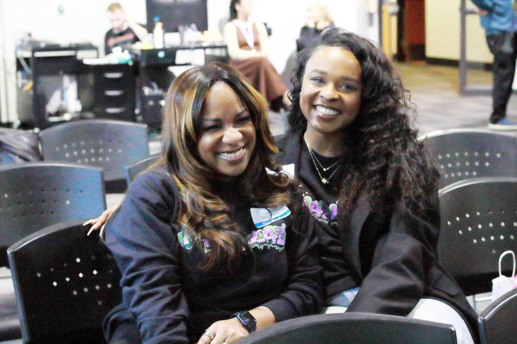 Photo by Keelin Everly-Lang / the Mirror
Owners of the Trap Lab, Icea Pettigrew and Sharde Bullard, at the Best of Federal Way.