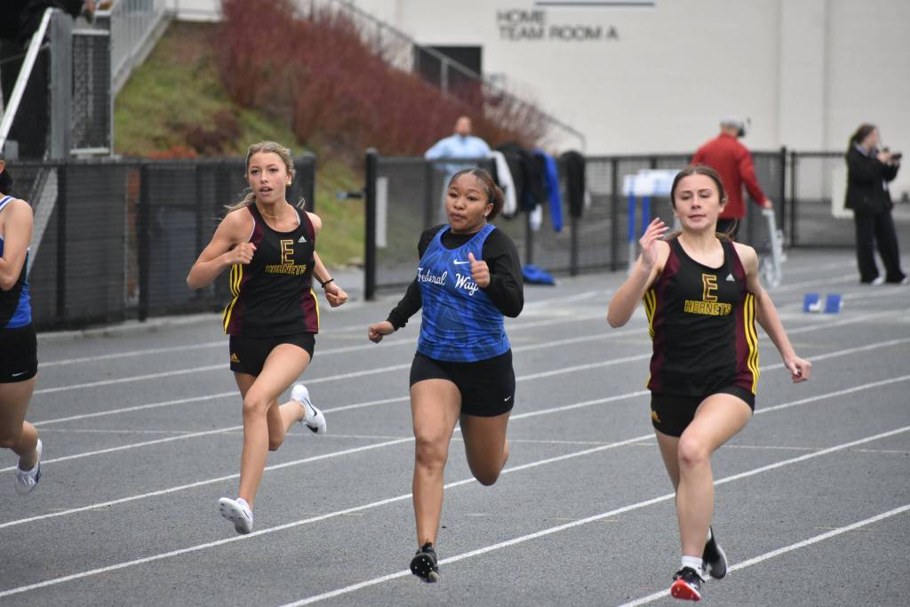 Heat 2 of the 100 meter dash of Federal Way and Enumclaw. Ben Ray / The Mirror