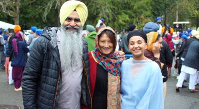 Hira Singh, State Rep. Mia Gregerson (D-33rd District) and Kent City Councilmember Sharn Shoker at the Vaisakhi event. Photo by Keelin Everly-Lang / the Mirror