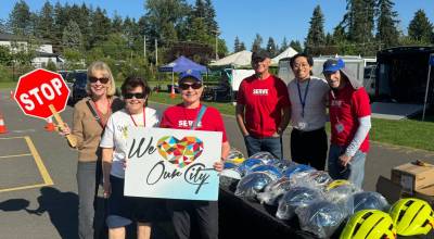 Photo courtesy of Shelley Pauls. 
Volunteers from We Love Our City Federal Way hosted the Bike Safety Event at Mirror Lake Elementary.