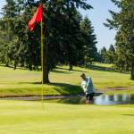 Ben Ray chips onto the green. Photo provided by Robby Mullikin.